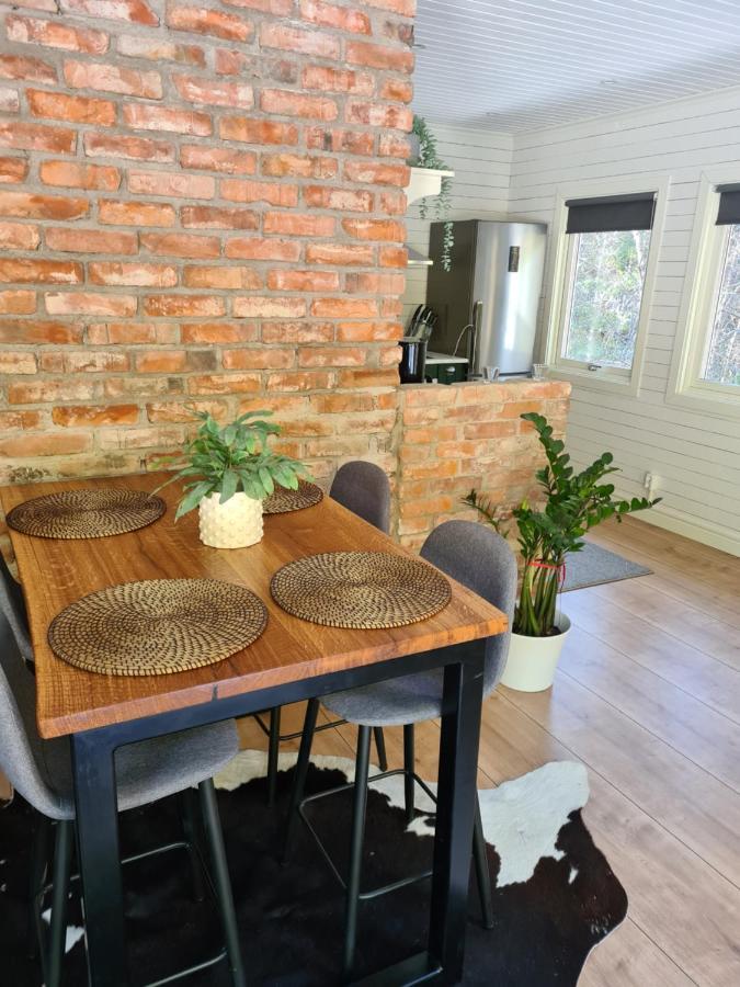 Pinebo Palace Guesthouse Улрицехамн Екстериор снимка