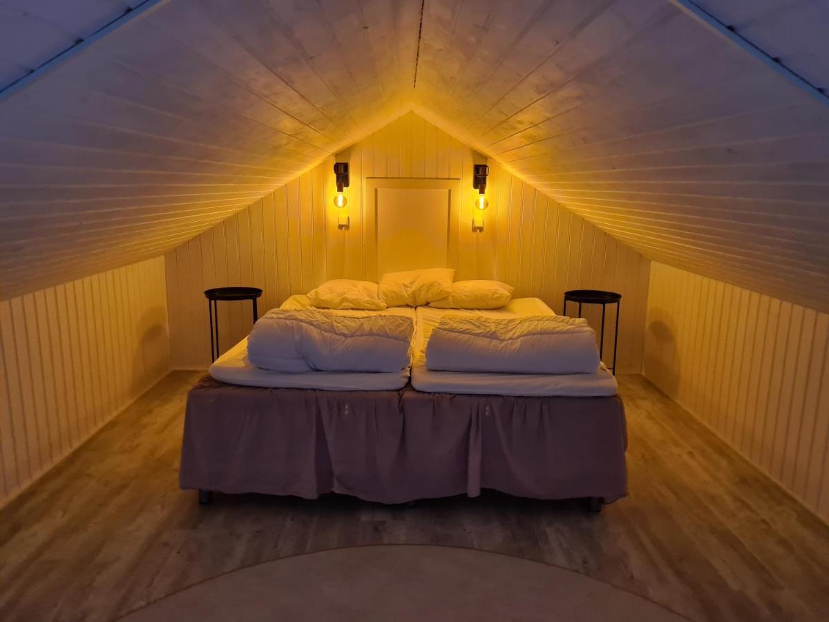 Pinebo Palace Guesthouse Улрицехамн Екстериор снимка